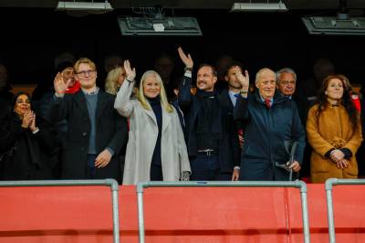 Vakte oppsikt på tribunen: – Gode skuespillere