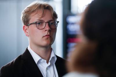 Sverre Magnus deltar på nytt besøk: – Han virker litt i villrede