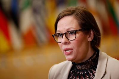 Sverige utviser iransk ambassadeansatt
