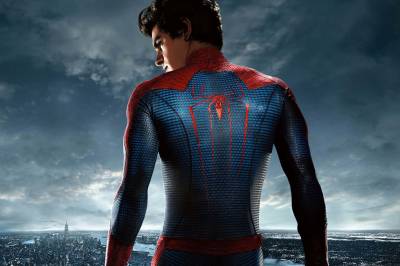 Andrew Garfield vil gjerne være med i en ny Spider-Man-film, men den må være merkelig