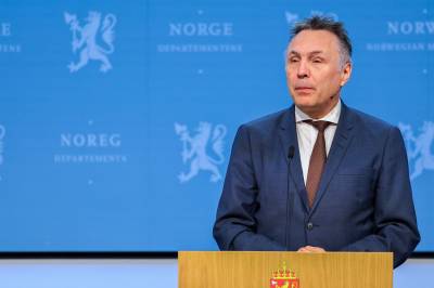 DN mener: Vanvittige munnbind