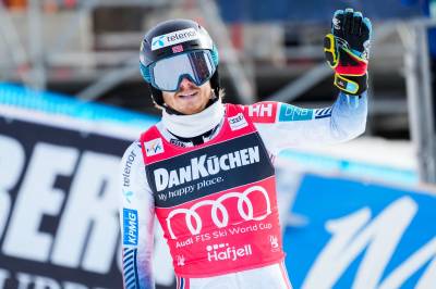 Braathen kjørte ut - McGrath vant slalåmkula og tok til tårene