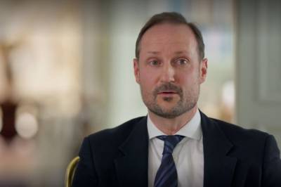 Kronprinsen: – Vil alltid ha med Mette på laget