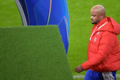 Medier: Vincent Kompany fraktet til sykehus