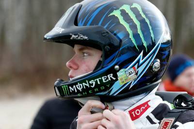 Oliver Solberg leder Rally Monte-Carlo med over ett minutt