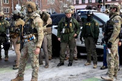 AP: Skoler i Minneapolis tilbyr hjemmeundervisning under ICE-aksjoner