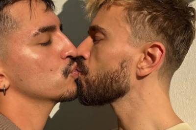 - Jeg er så forelsket