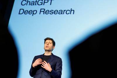 Drastisk utvikling: ChatGPT forbedrer nå seg selv