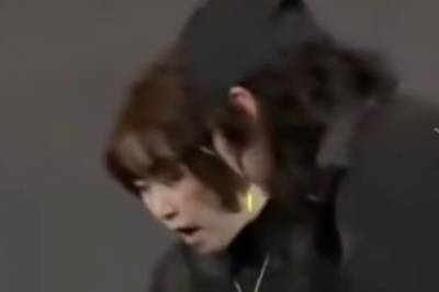 Plutselig måtte hun avslutte konserten. Det forteller mye om den betente konflikten mellom Kina og Japan.