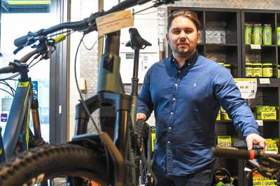 Tar 229 kroner i returgebyr