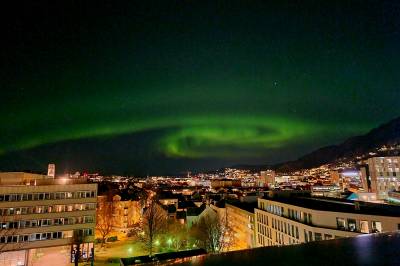Da meteorologen så dette, gikk han opp på taket for å ta bilde