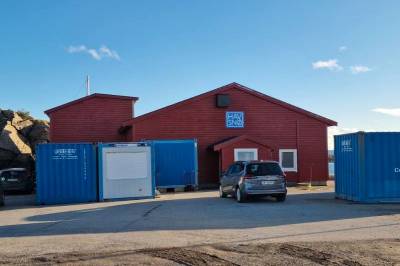 width=device-width, initial-scale=1