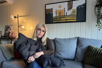 Da hun tok på seg jakken, var det noe som ikke stemte