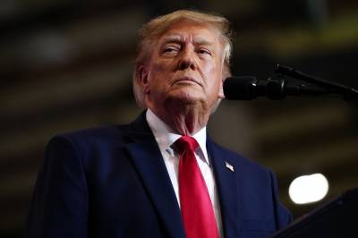 Trumps BBC-søksmål: Domstol beordrer presidenten til å la seg avhøre under ed