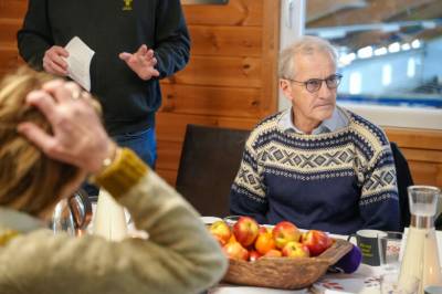 Arbeiderpartiet stuper etter budsjettskandalen