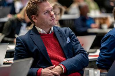 Ikea ble pålagt 1099 sykkelparkeringer - nå vil Stortinget gripe inn
