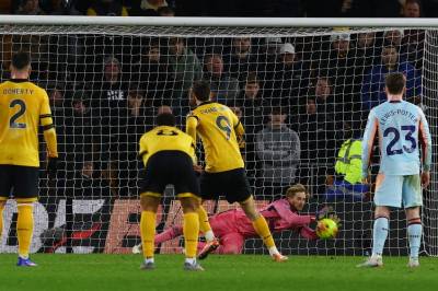 Strand Larsen med straffebom – nytt tap for Wolves