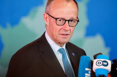 Langer ut: - Vet ikke hva han snakker om