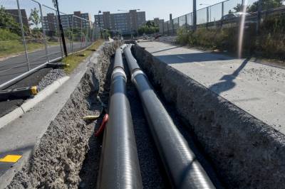 Mer fjernvarme kan  redusere nettkøen