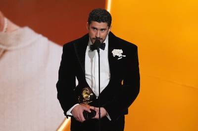 Bad Bunny til verbalt angrep på Ice under Grammy-utdelingen