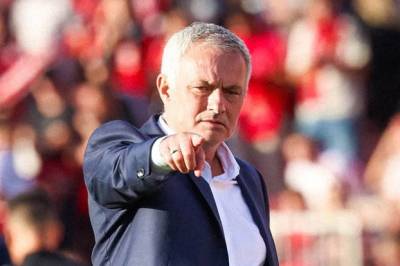 Kaller inn Mourinho til den største trenerjobben!