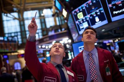 New York-børsen åpner i rødt. Wells Fargo og Bank of America straffes etter nye kvartalstall.