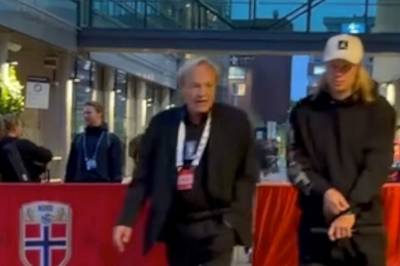 Her forlater Erling Braut Haaland Ullevål: – Hva sier du om kampen Erling?