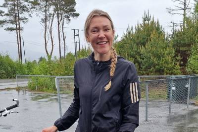 – Ein blir jo våt uansett, så det var ikkje vits å ta på seg regnklede