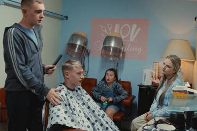 – Lei av deprimerende sosial­realisme? Da bør du se denne.