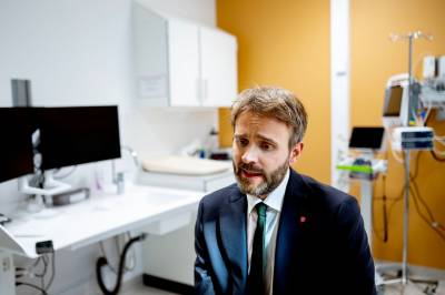 Vestre om fødefeilene: – Svakheter i systemet