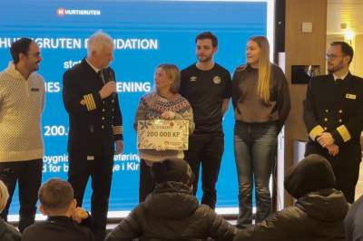 Doblet pengestøtte etter brann i idrettshall: – Betyr uendelig mye