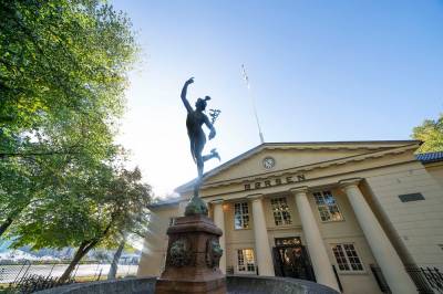 Har sitt største veddemål i oljeaksje: – Aner ikke når dette snur