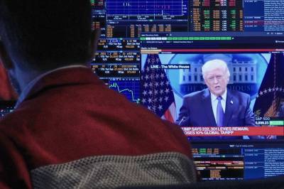 Wall Street åpner flatt etter tolluro