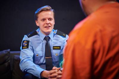 Fengselsbetjent-studenter har sine egne tanker om straff og innsatte