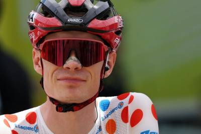 Vingegaard bryter Tour de France etter stygt fall