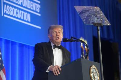 Trump: – Vi snakker med Iran nå