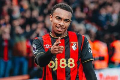 Skulle få Premier Leagues nye supertalent Junior Kroupi til å bytte landslag