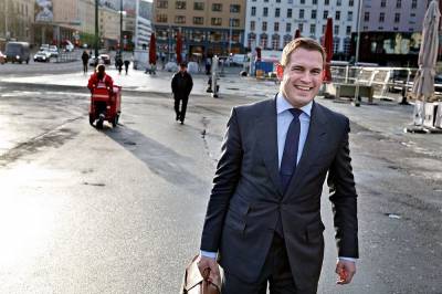 Mohn-arving snudde milliardtap til overskudd