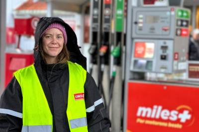 Sonnev Marie (35) om livet i Risør: – Folk i alle aldre omgås. Slik er det ikke i større byer.