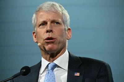 USAs energiminister sier at oljeprisen trolig snart når toppen