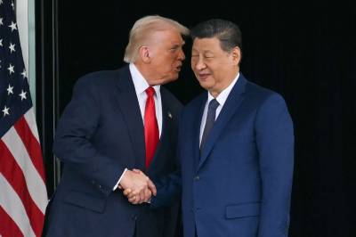 Financial Times: Xi skal ha sagt til Trump at Putin kan komme til å angre på Ukraina-invasjonen