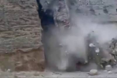 Slott i kollaps – Turistene må løpe