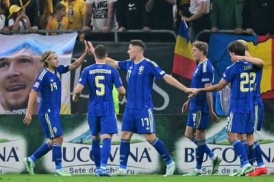 Gyökeres helten mot Romania – Sverige vant knepent