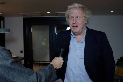 Boris Johnson i Bergen: Her er hans beste improtips på talerstolen
