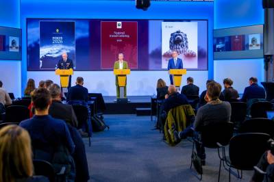 Henger etter med sikkerhetsloven