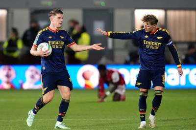 Supertalent utvist - Arsenal i straffekonkurranse mot League Two-lag
