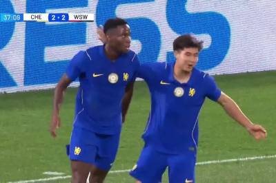 Dario Essugo scorer mot Western Sydney Wanderers