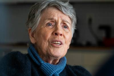 Judith (84) ble ringt opp av kriminelle: – Jeg tømte kontoene