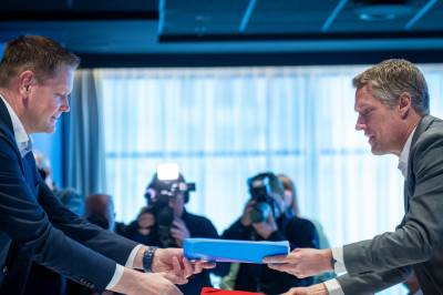 Sjeføkonom om lønnsoppgjør, krig og skyhøye oljepriser: – Finansministeren må gripe inn