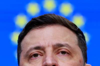 USA svikter, Europa tar ansvar